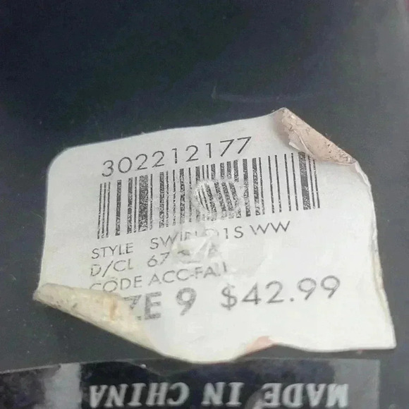 Chunky Platform Heel Faux Suede Ankle Booties - 9 - Picture 13 of 13